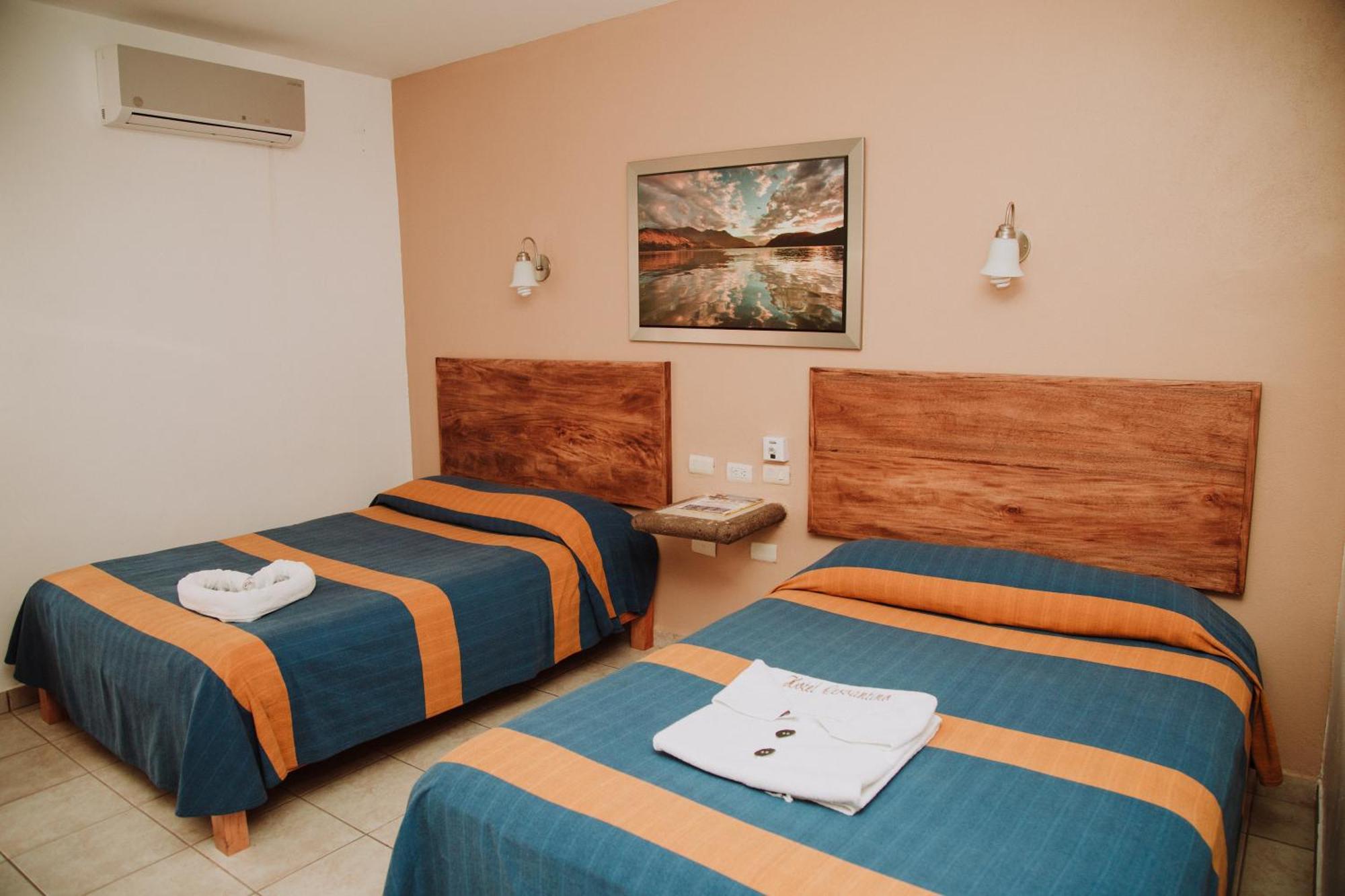 Hotel Cervantino Tapachula Exterior photo