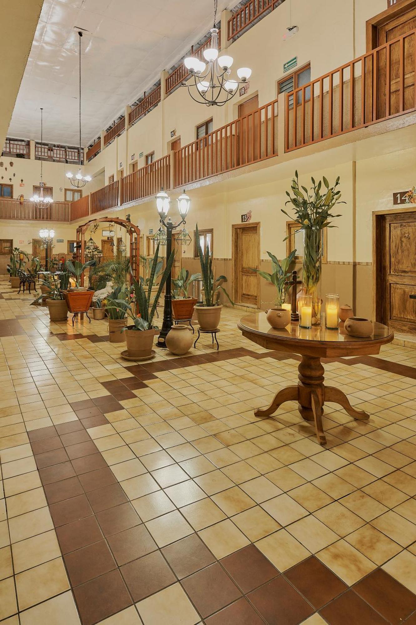 Hotel Cervantino Tapachula Exterior photo